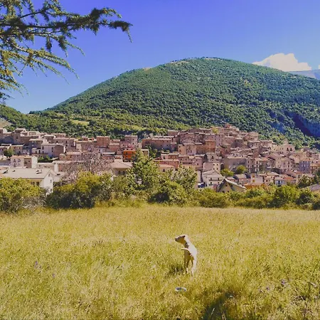 Borgo Dei Cervi Bed & Breakfast Villalago