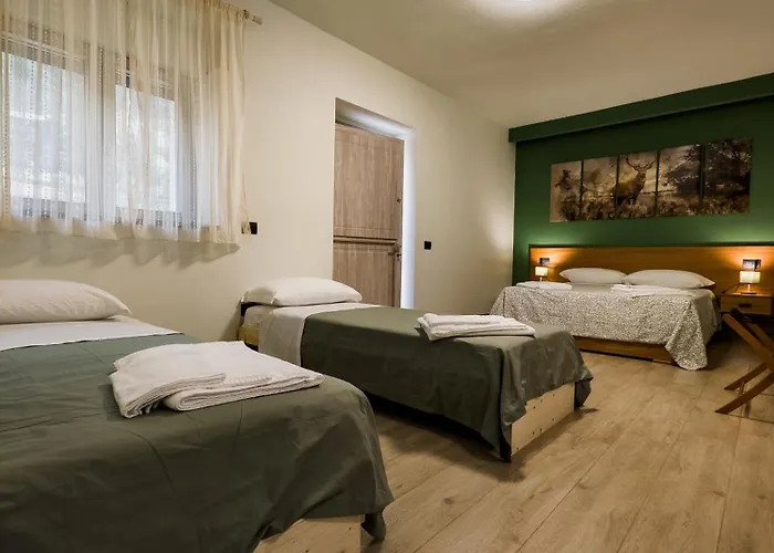 Oda ve Kahvaltı Borgo Dei Cervi Villalago